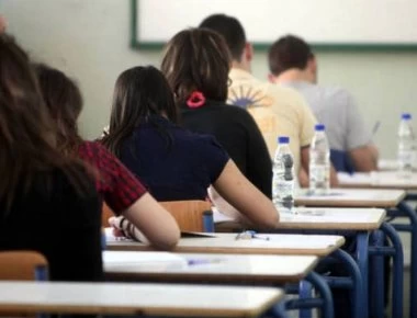 Πανελλαδικές εξετάσεις: «Παρελθόν» ο βαθμός του απολυτηρίου – Τι αλλάζει